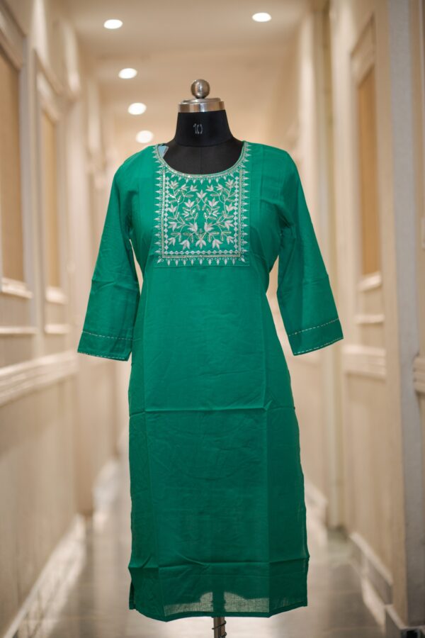 Pure Cotton Kurti with Zari Embroidery on Neck – Stylish Daily Wear