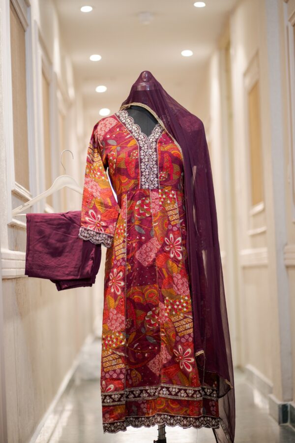 Rayon Cotton Frock Style Suit with Lace Work & Chiffon Dupatta – Elegant Ethnic Wear