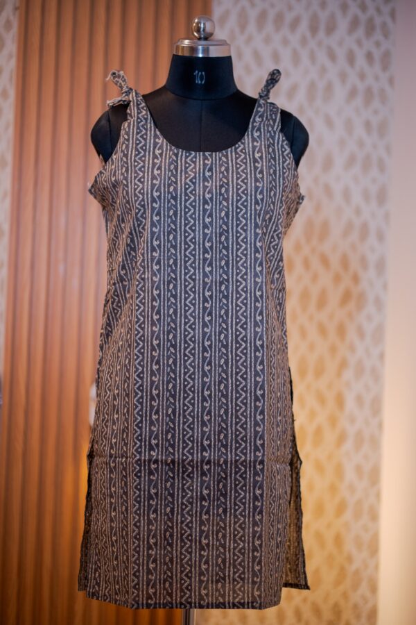 Women Printed Cotton Kurti with Full Sleeves – Stylish Casual Wear